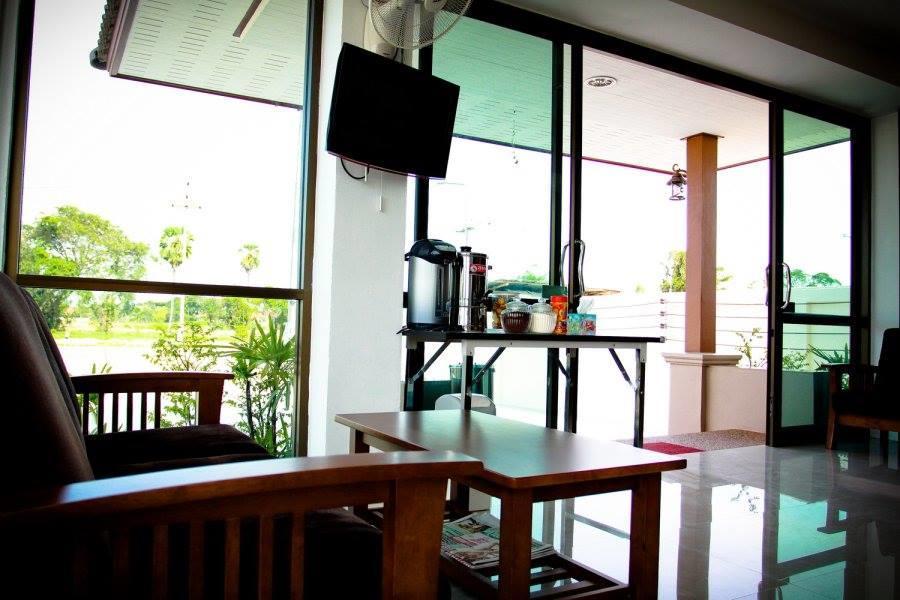 Metha Palace Sakon Nakhon Luaran gambar